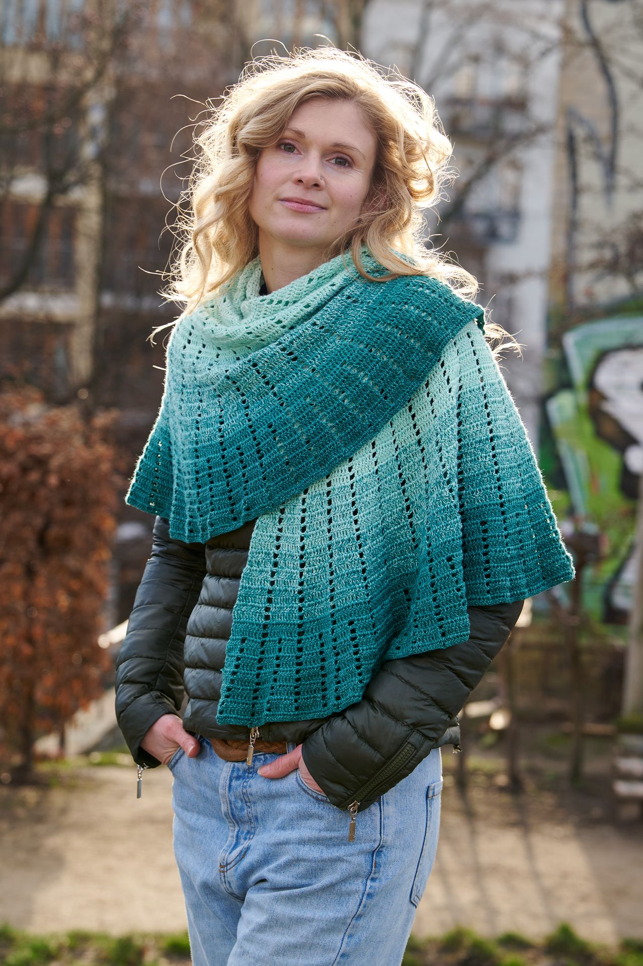 Häkeltuch handgehäkelt mit sparwolle Bobbel